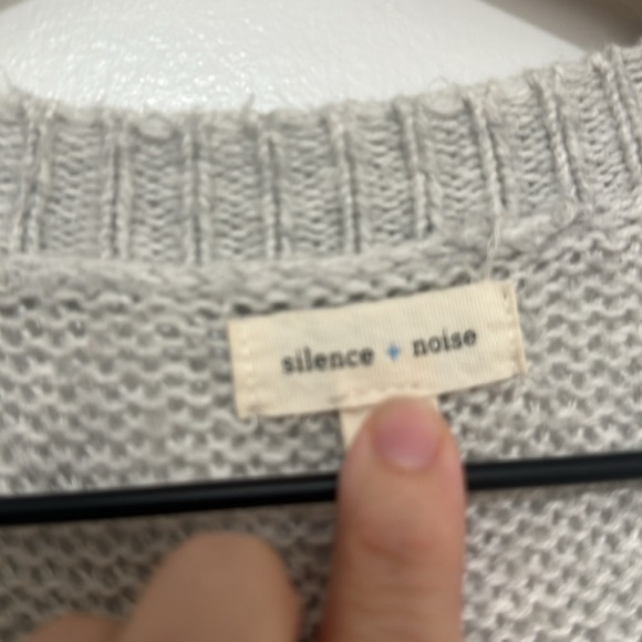 SILENCE + NOISE | Grey Knit Long Oversized Cardigan - Picture 5 of 5